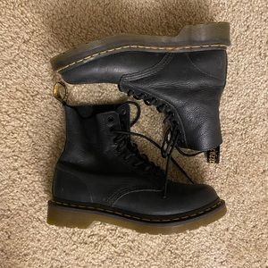 Doc Martens Boots